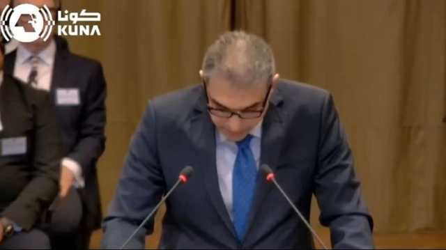 مندوب الكويت يبكي أمام العدل الدولية خلال مرافعته ضد الاحتلال (شاهد)