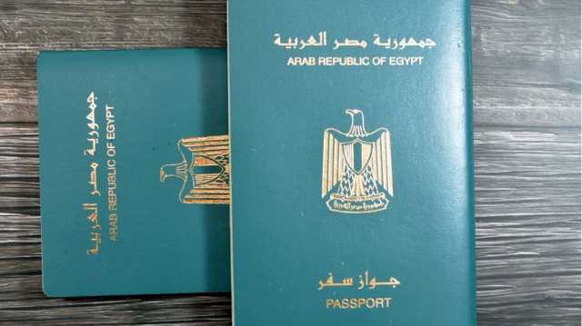 النظام المصري يمتنع عن إصدار جوازات السفر للمصريين.. ما علاقة الدولار؟