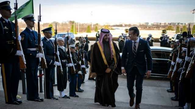 وزير الدفاع الأمريكي يصف السعودية بالشريك العظيم ويناقش مع نظيره التهديد الإيراني