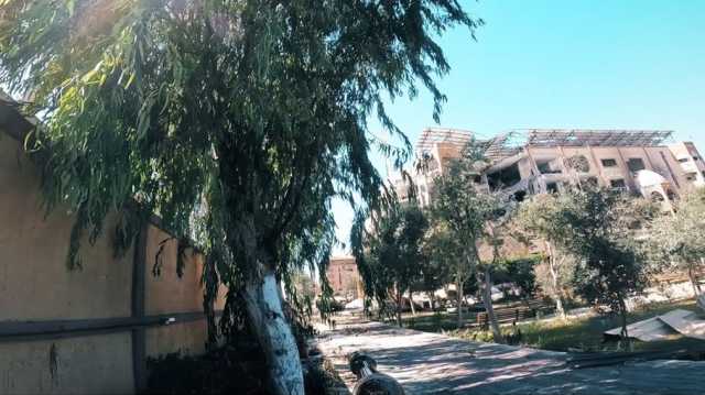 مقاتل من القسام يدمر ناقلة وسط القطاع.. ويسخر رن على الونش يشيلها (شاهد)