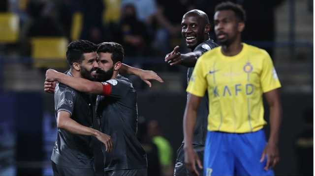 النصر بقيادة رونالدو يسقط بثلاثية بأقدام مغربية جزائرية (شاهد)