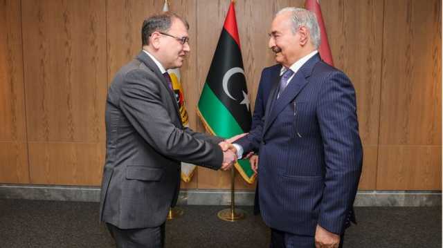 زيارات واتفاقات عدة بين حفتر وبيلاروسيا.. ما المصالح التي تجمع الطرفين؟