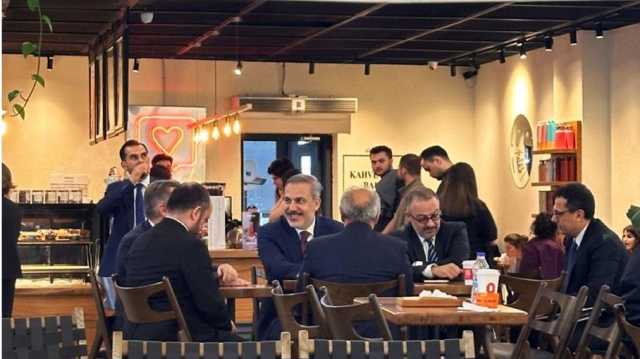 القهوة تتحول إلى ساحة مواجهة في تركيا بعد دعوات للمقاطعة.. وأردوغان يعلق