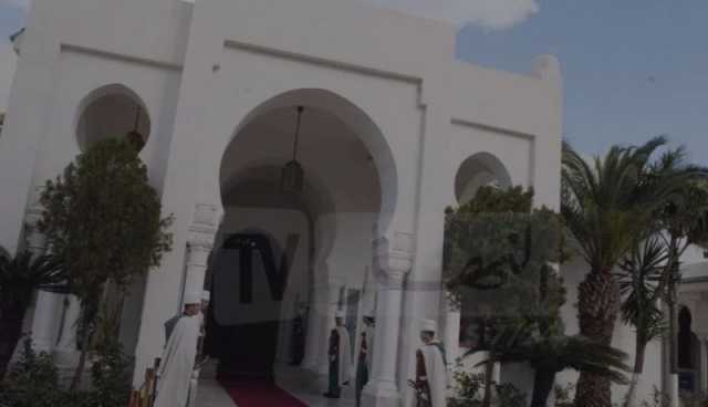 رئاسة الجمهورية تنشر بيانا حول معلومات مضللة يتم تداولها بشأن منحة البطالة