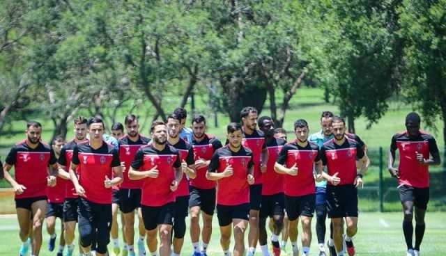 طاقم تحكيم من بورندي لإدارة مباراة اتحاد العاصمة وسوبر سبورت