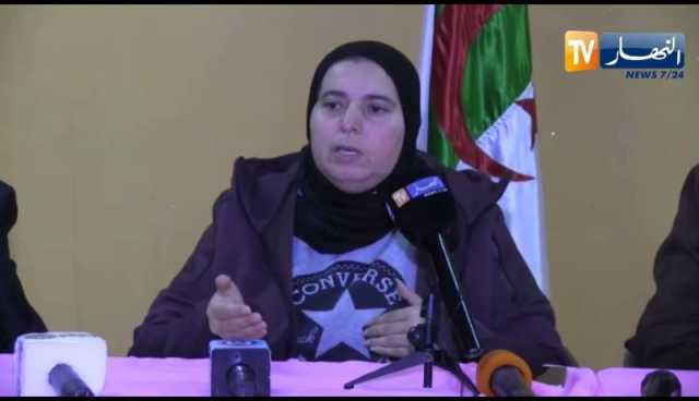 رئيسة اتحادية كرة اليد ترد على بوشكيرو