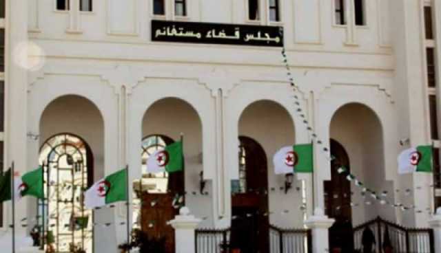 تفاصيل مثيرة .. يقتل طليقته ووالديها ويحرق مسكنهم ما أدى إلى وفاة إبنه في مستغانم