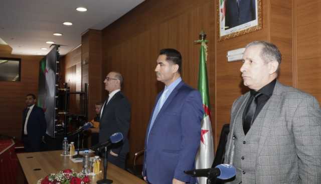 وزير الاتصال يشرف على أشغال ندوة لمديري القنوات الوطنية والاذاعات الجهوية 
