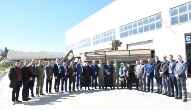 لجنة الدفاع الوطني تزور الشركة الجزائرية لصناعة العربات الخاصة