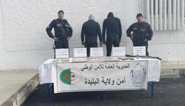 البليدة: توقيف شخصين وحجز كمية معتبرة من المخدرات والمهلوسات