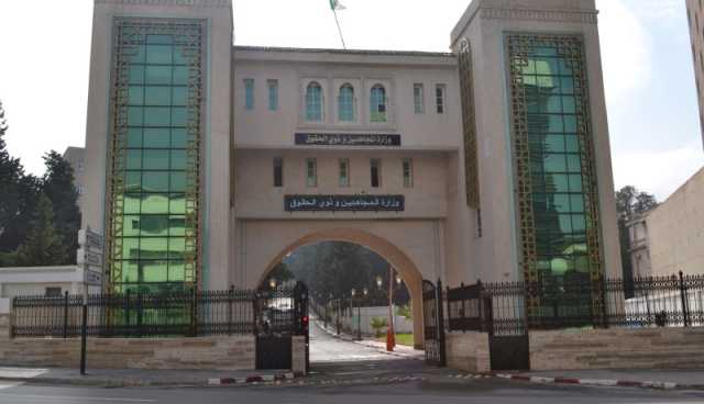 وفاة صديقة الثورة الجزائرية “باية دحمون”.. وربيقة يعزي