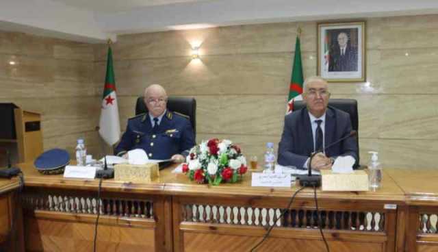 وزير المالية يدعو إلى تحديث النظام الوطني لمكافحة تبييض الأموال