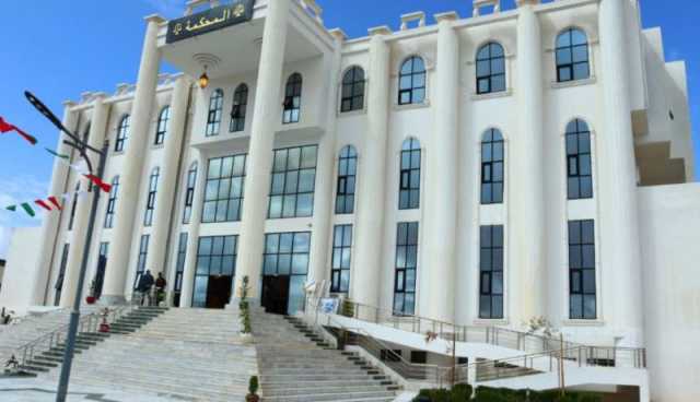 سنتان حبسا نافذا في حق أمين ضبط اختلس 52 مليون من محجوزات ملفات قضائية بباتنة
