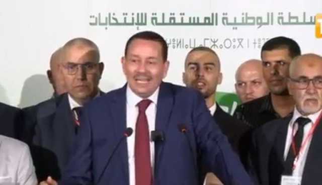 بلقاسم ساحلي يودع ملف ترشحه للرئاسيات 
