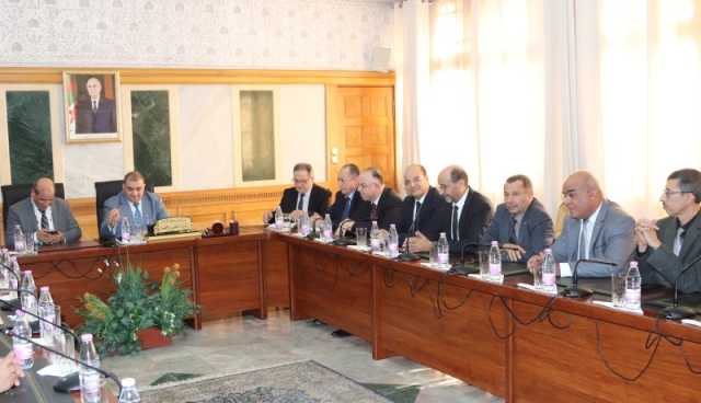 وزير العدل يستقبل رئيس الإتحاد الوطني لمنظمات المحامين ورؤساء المنظمات الجهوية