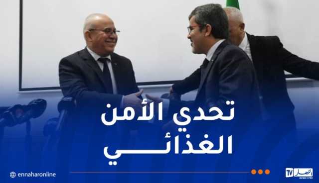 شرفة يتسلم مهامه وزيرا للفلاحة والتنمية الريفية والصيد البحري