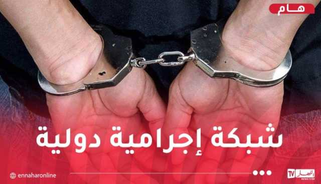 وهران: الإطاحة بشبكة لتهريب المهاجرين عبر البحر