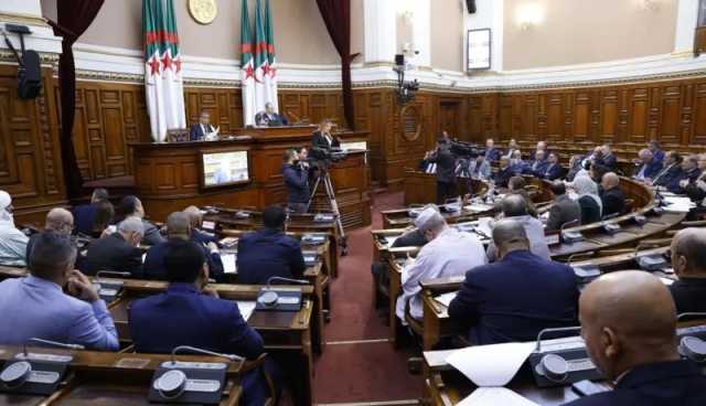 مجلس الأمة يعلن تعليق علاقاته مع مجلس الشيوخ الفرنسي فوراً