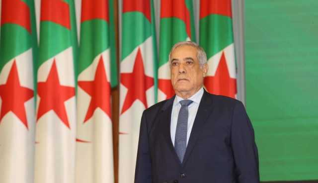 الوزير الأول يضع حجر الأساس لمشروع المصفاة الجديدة بحوض الحمراء