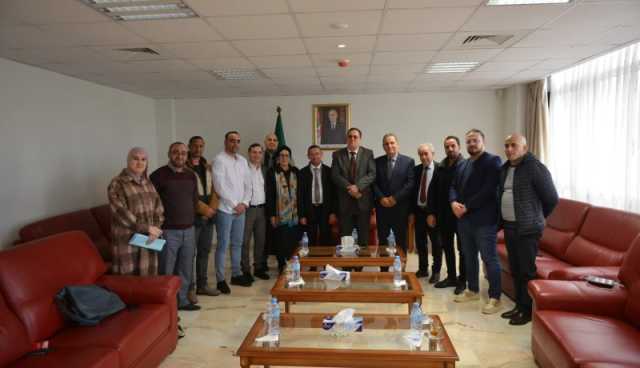 مزيان: أبواب الوزارة ستظل مفتوحة أمام المنظمة الوطنية للصحافيين الجزائريين