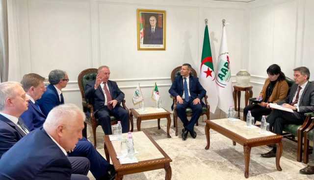 ركاش يتباحث مع رئيس الغرفة الوطنية للتجارة والصناعة في روسيا