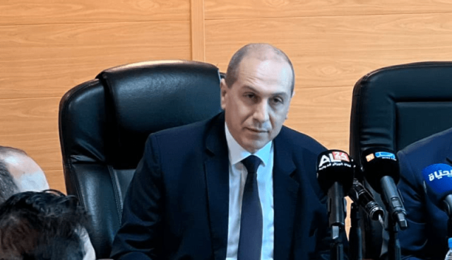 إنهام مهام وزير التجارة الخارجية وترقية الصادرات بوخاري محمد