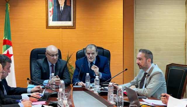 اجتماع تنسيقي بين رزيق، زيتوني ومولى لضمان تموين مستمر للسوق الوطنية