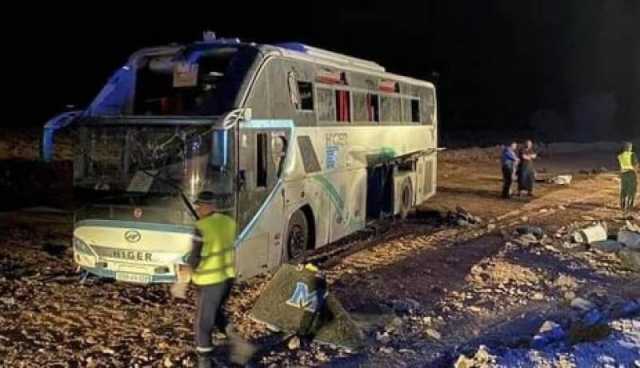 بشار.. 7 جرحى في انحراف حافلة لنقل المسافرين