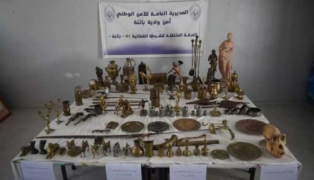 باتنة: توقيف شخص يعرض تحفا وتماثيل تراثية قديمة للبيع