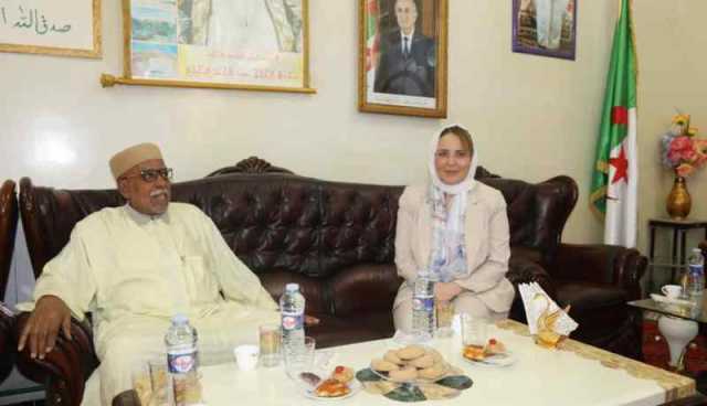 حملاوي تزور الخليفة العام للزاوية التيجانية