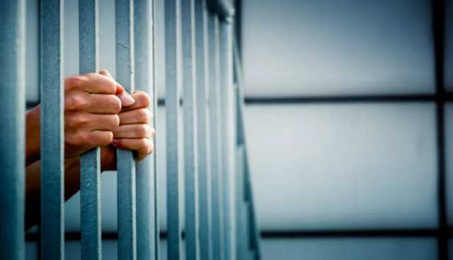 الشلف.. إدانة شخص بثلاث سنوات حبسا نافذا بتهمة تسريب أجوبة  “البيام “