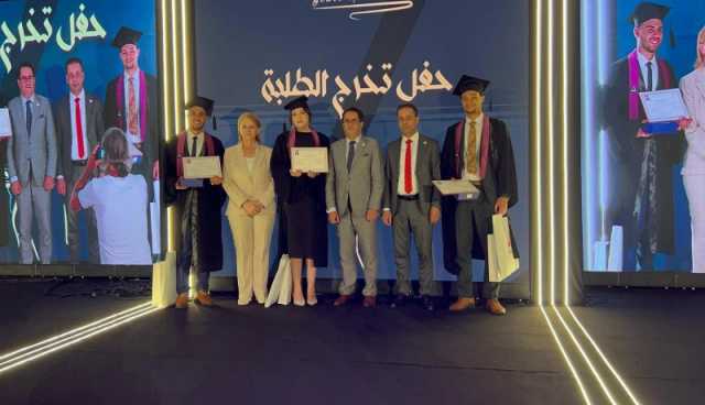 وزيرة السياحة تشرف على تخرج طلبة المدرسة الوطنية للفندقة والاطعام