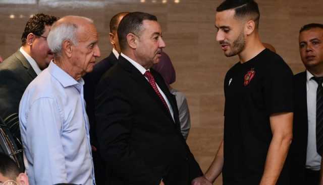 بالصور.. الوزير سعيد سعيود يزرو اتحاد العاصمة قبل نهائي الكأس