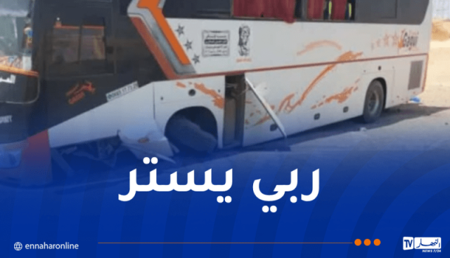 إنحراف حافلة في المغير بسبب إنفزار عجلة