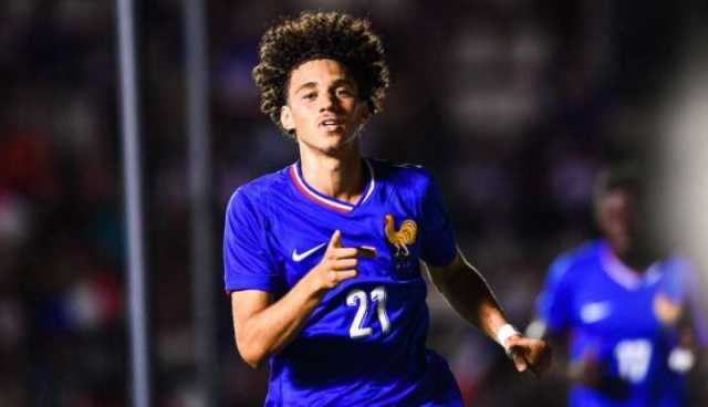 أكليوش يتلقى أول استدعاء من ديشون للمنتخب الفرنسي