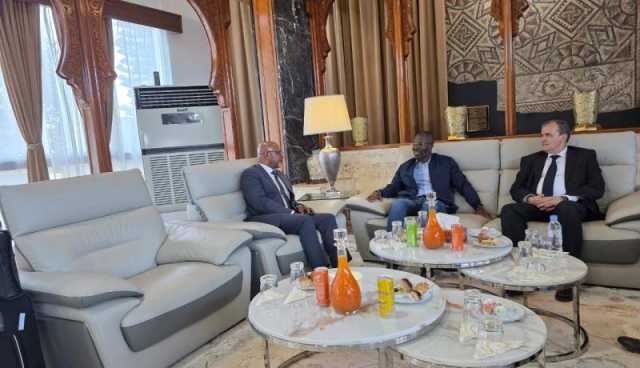 معرض التجارة البينية.. كاتب الدولة للنقل الأنغولي في الجزائر 