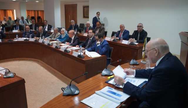 وزير الصناعة ومجمع ELEC EL DJAZAIR يبحثان تطوير الصناعات الكهربائية والإلكتروني