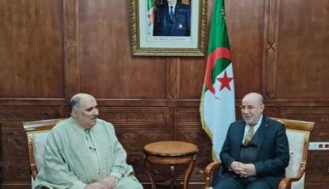 بلمهدي يبحث مع نظيره التونسي تعزيز التعاون في مجالات الشأن الديني