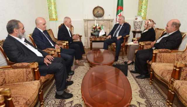 وزير المجاهدين يستقبل رئيس مؤسسة ذاكرة الولاية الرابعة التاريخية