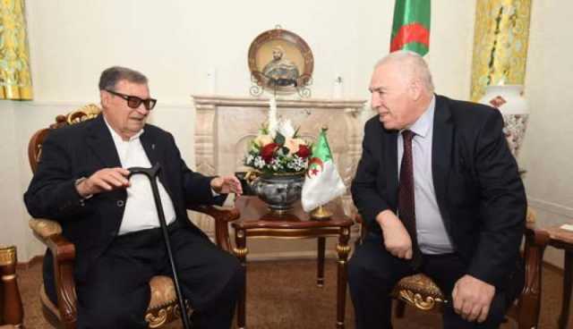 آخر أعضاء فرقة الضفادع البشرية إبّان الثورة..تاشريفت يستقبل المجاهد دباغ