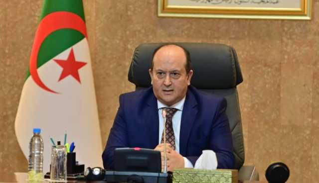 الوزير الأول يعطي إشارة انطلاق الطبعة الأولى للأولمبياد الوطنية للمهن 2025 بوهران