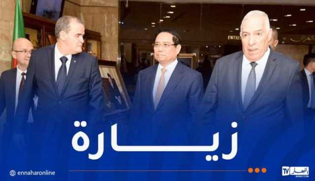 وزير المجاهدين يستقبل رئيس الوزراء الفيتنامي