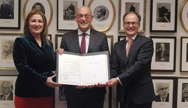 بقرار من الرئيس تبون.. الجزائر تصادق على اتفاقية لاهاي لإلغاء شرط التصديق على الوثائق العمومية الأجنبية