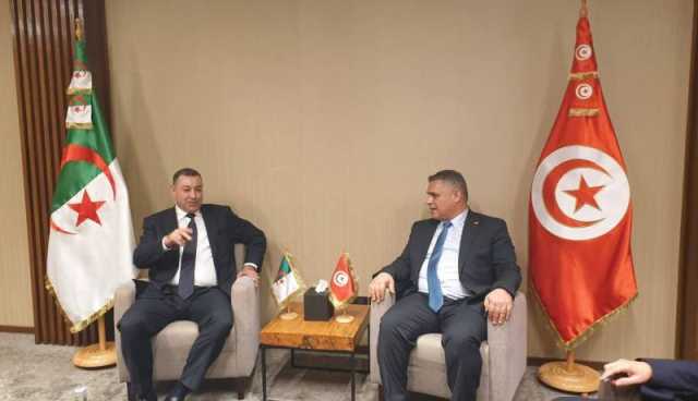 سعيود يجري محادثات ثنائية مع نظيره التونسي