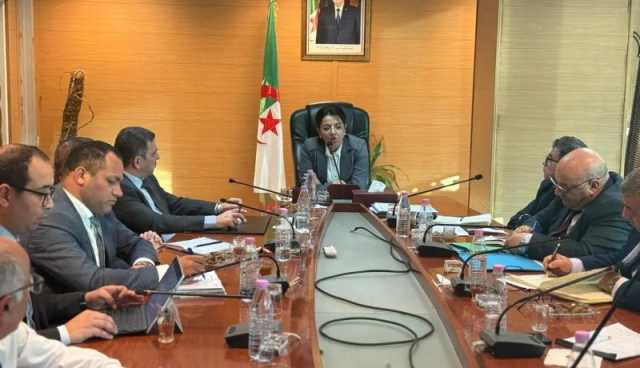 وزيرة التجارة الداخلية تعقد لقاء تنسيقيا مع جمعيات حماية المستهلك