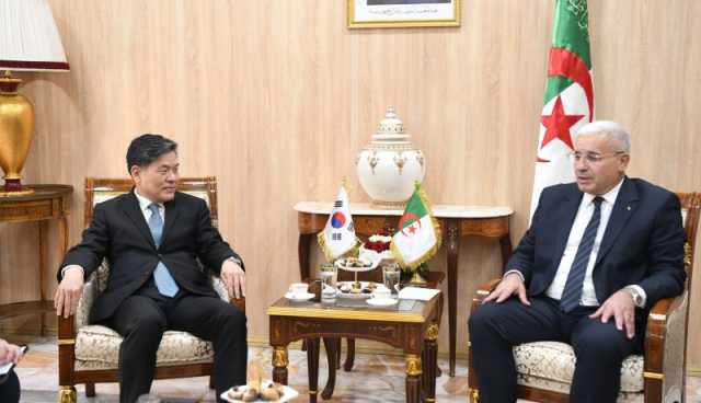 بوغالي يستقبل سفير كوريا لدى الجزائر