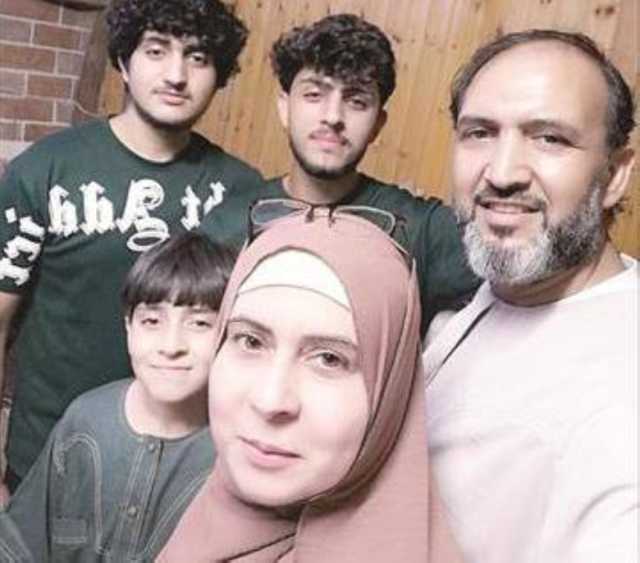 الأولى على المملكة أدبي بمعدل 99.8% وابنها بمعدل 87 علمي