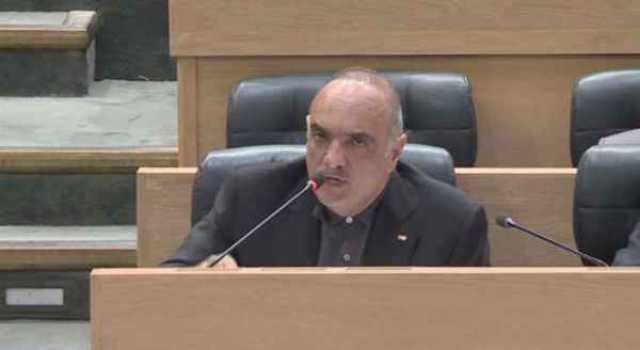 الخصاونة يؤكد أن الحكومة لا تقدم أي شيء فيه مساس بالدستور