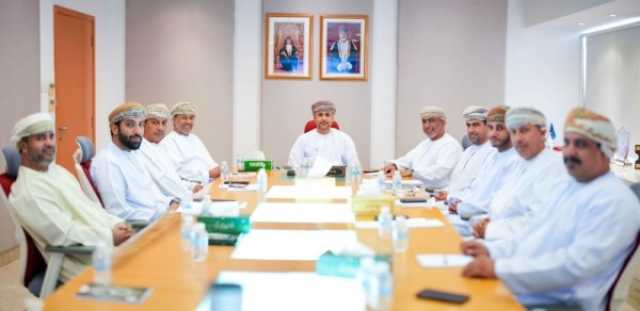 - وكيل الرياضة يستعرض الخطط والبرامج المستقبلية باتحاد الكرة