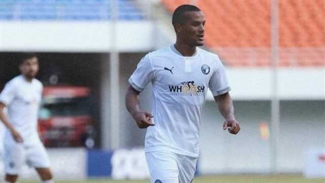 - فخري لاكاي يضيف الهدف الثاني لبيراميدز في شباك الأهلي